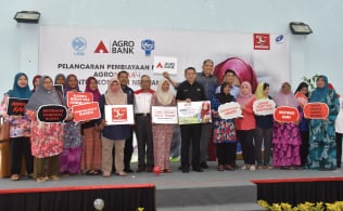 Gallery - Launching Ceremony of Agro Nisaa’-i Micro Financing Program for Fishermen Community, Dewan Komuniti, Kompleks LKIM, Kuala Kedah, Kedah