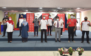 Gallery - Pengagihan Makanan Untuk Mahasiswa & Mahasiswi UPM, Serdang (Program Kerjasama Agrobank dan mStar)
